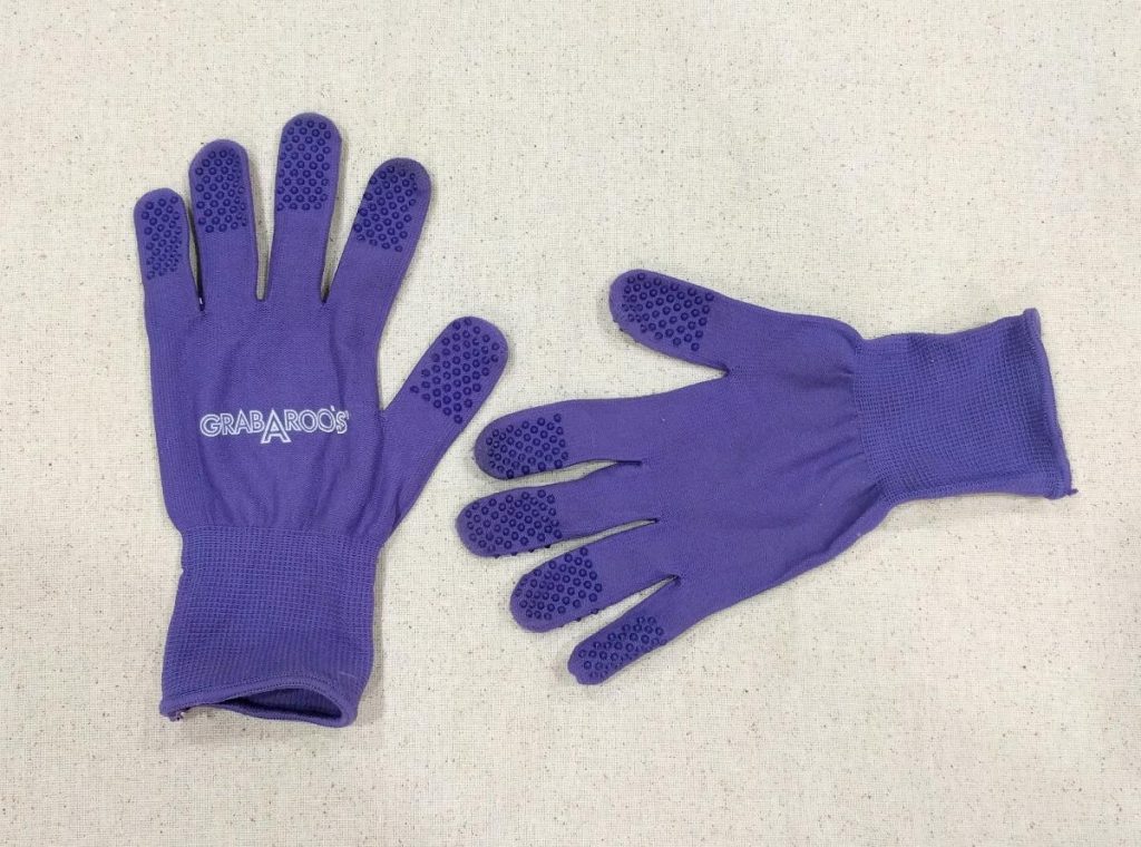 quilter's gift guide quilting gloves